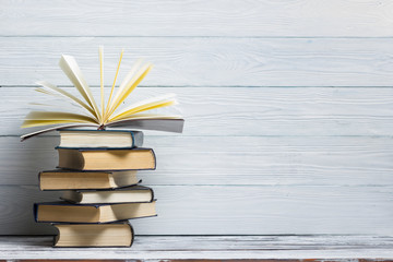 李宁乒乓球短袖国旗开胶怎么搞